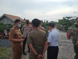 Kadin PUTR Mewakili Bupati OKU Timur Cek Langsung Lokasi Sering Terjadi Kecelakaan Kereta Api