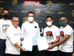 MBU Diperkuat Dua Mantan Kapten Liga 1 Titus Bonai dan Atep