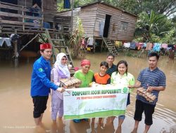 Warga Terdampak Banjir Tungkal Jaya Dapat Bantuan Pemkab Muba dan Perusahaan