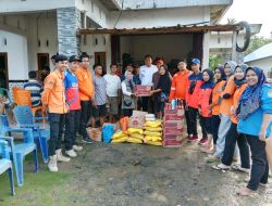 BPBD Berikan Sembako Ke 270 Rumah Terendam Banjir di Desa Bukit Ulu