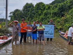 PT BSL Salurkan Bantuan Ke Warga Terdampak Banjir Wilayah Rawas Ilir