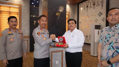 Polsek Sanga Desa Terima Penghargaan Atas Pencapaian Perkara Hingga 200 Persen